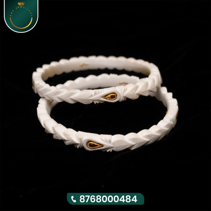 Sankha One Pair